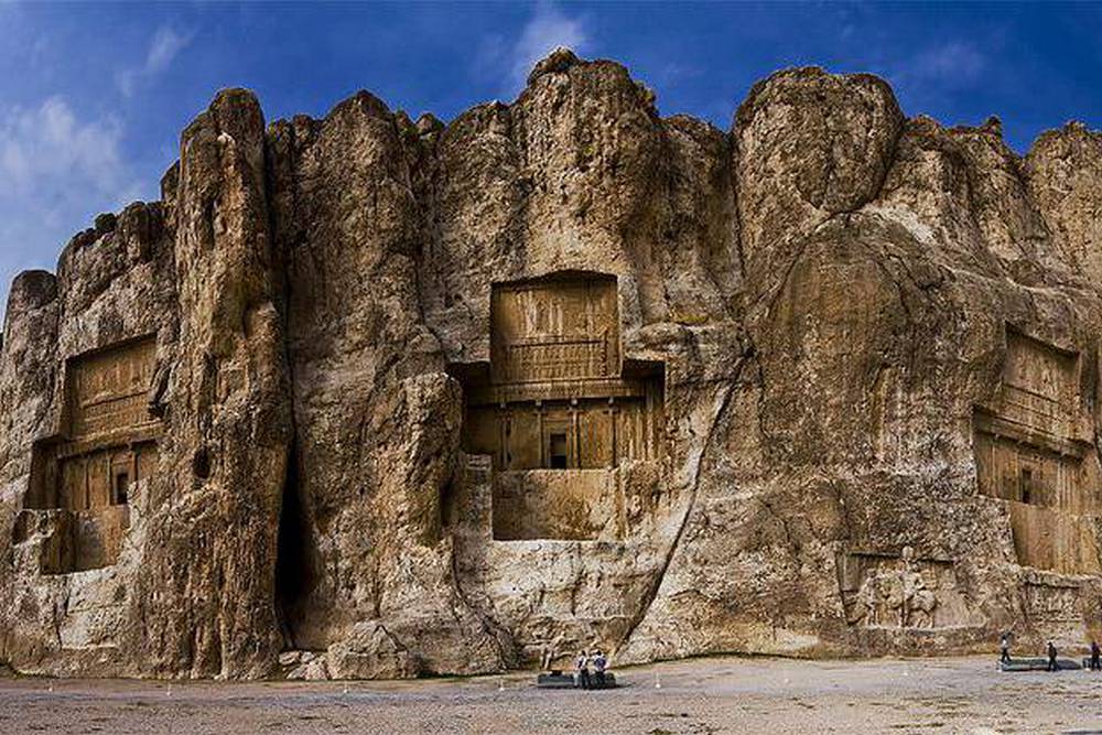 Shiraz-Naghshe Rostam-Necropolis